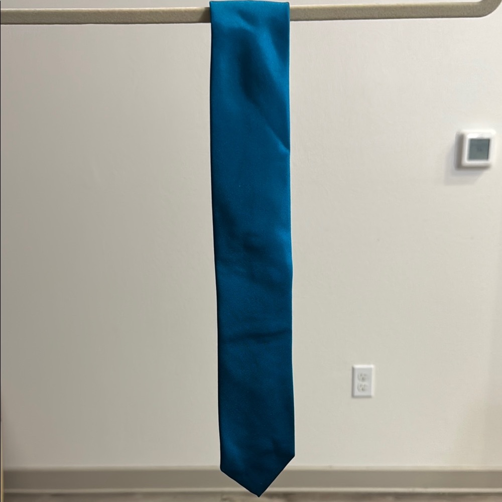 Ryan Seacrest Distinction Blue Slim Tie